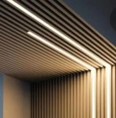 Verminder geluid met moderne polyestervezels Branddekking Geluidsdempend Plafond Houten platen Muur akoestische panelen